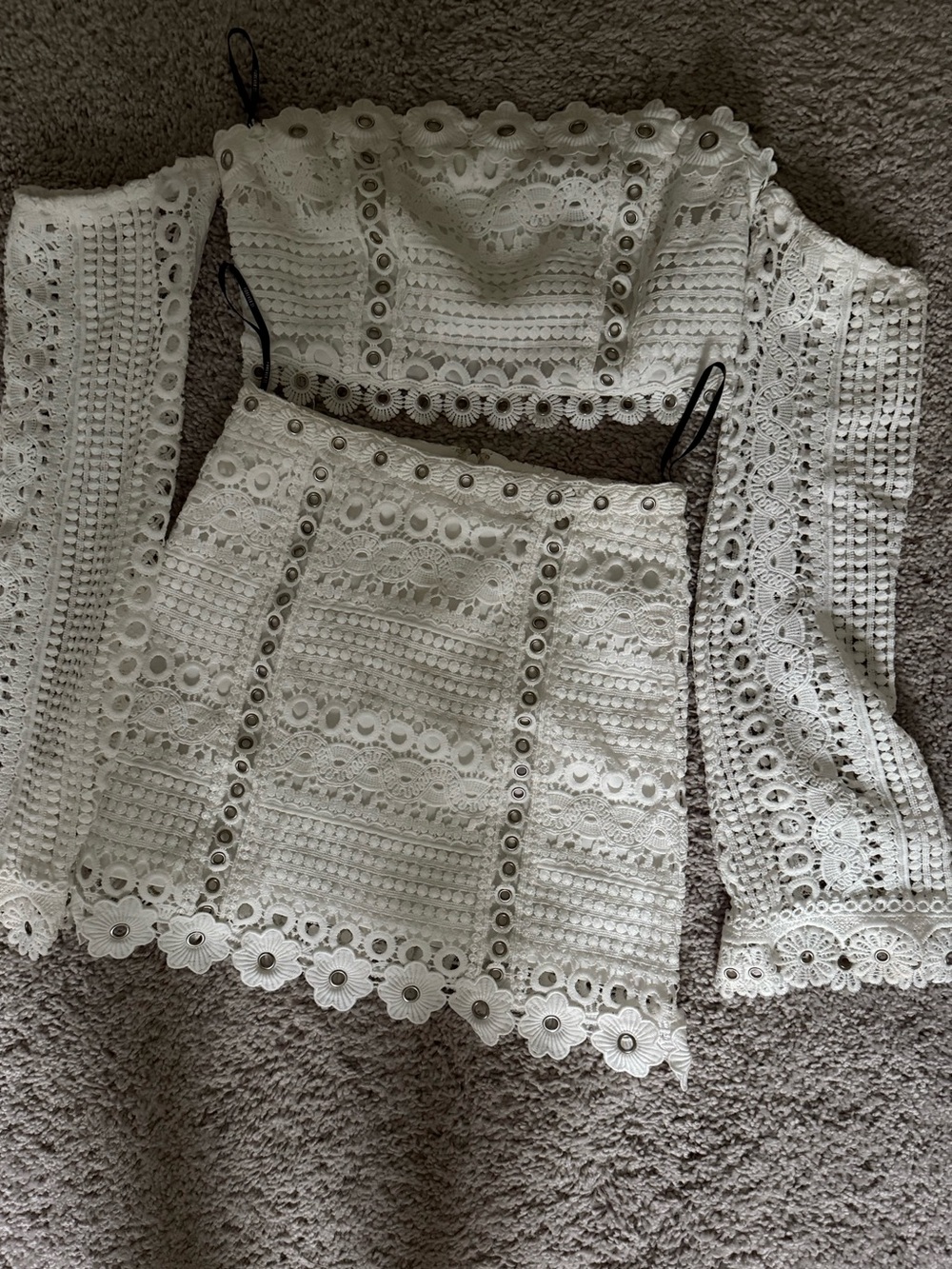 Matching Set | Forever 21 White Crochet Lace Two-Piece Set-